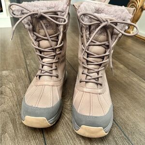 UGG Adirondack III Boots – Stormy Grey – Women’s Size 8.5